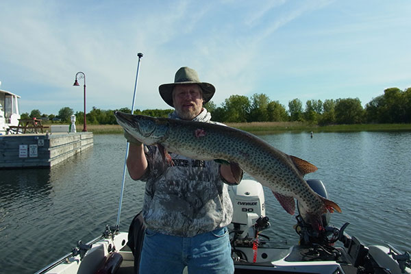 Randy Caught on a Figure 8 Prowler.